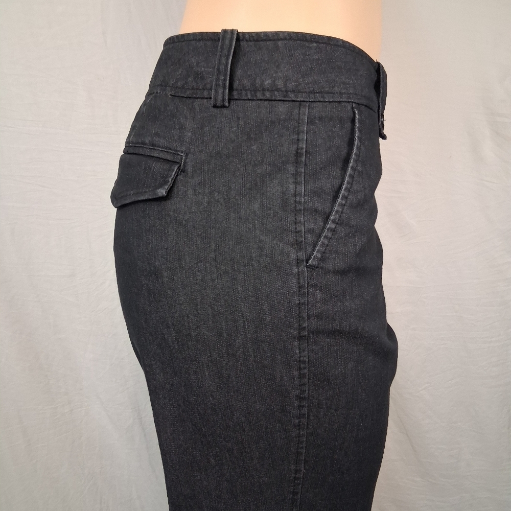 Henitage Fit Bass Women's Black Boot Cut Jeans - Picture 9 of 17